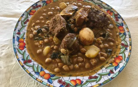 Receta potaje de bacalao. Arrocería Valencia Taberna Casa Juan. 